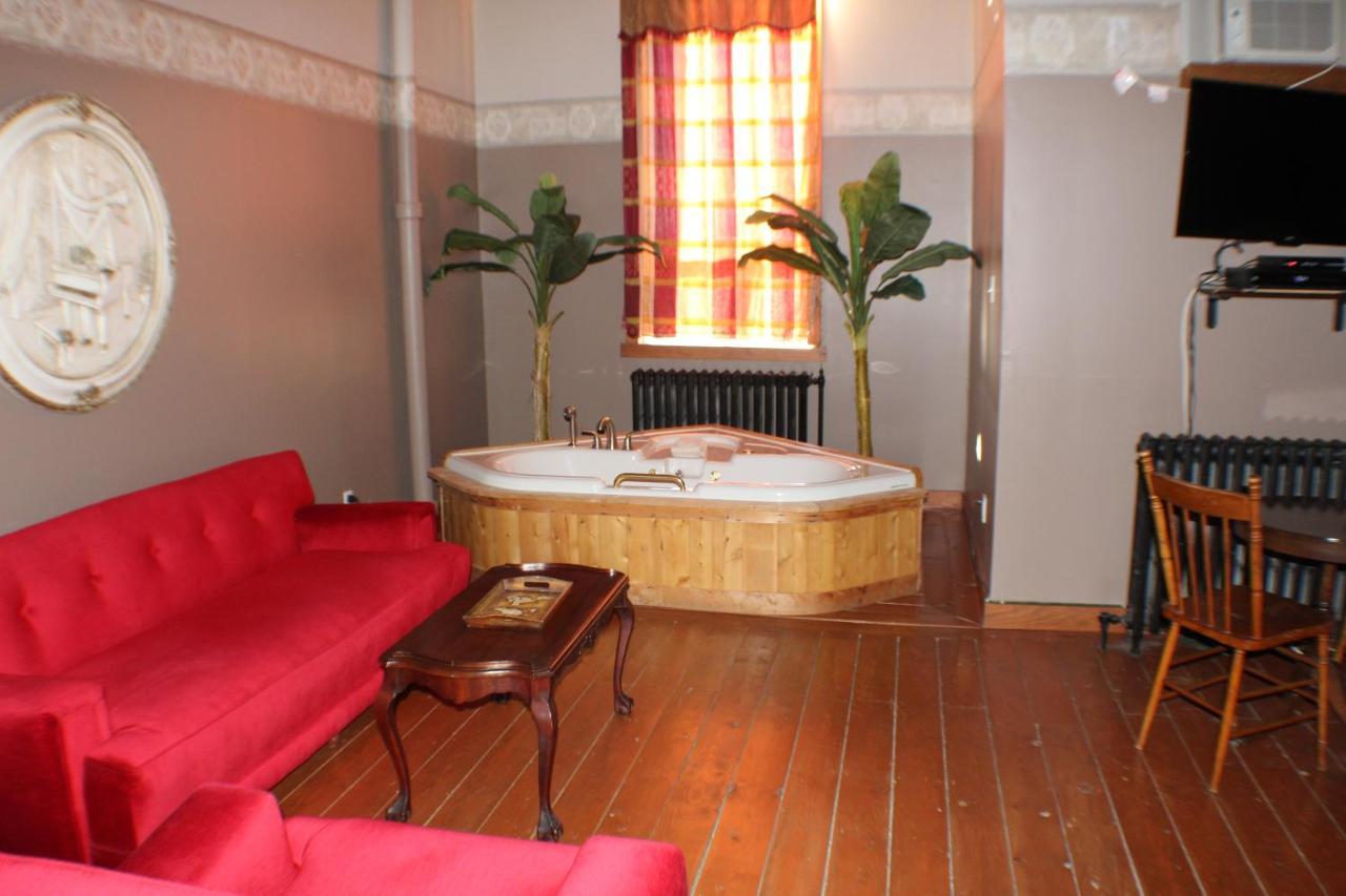 Manoir Des Lacs Lac Baker 외부 사진